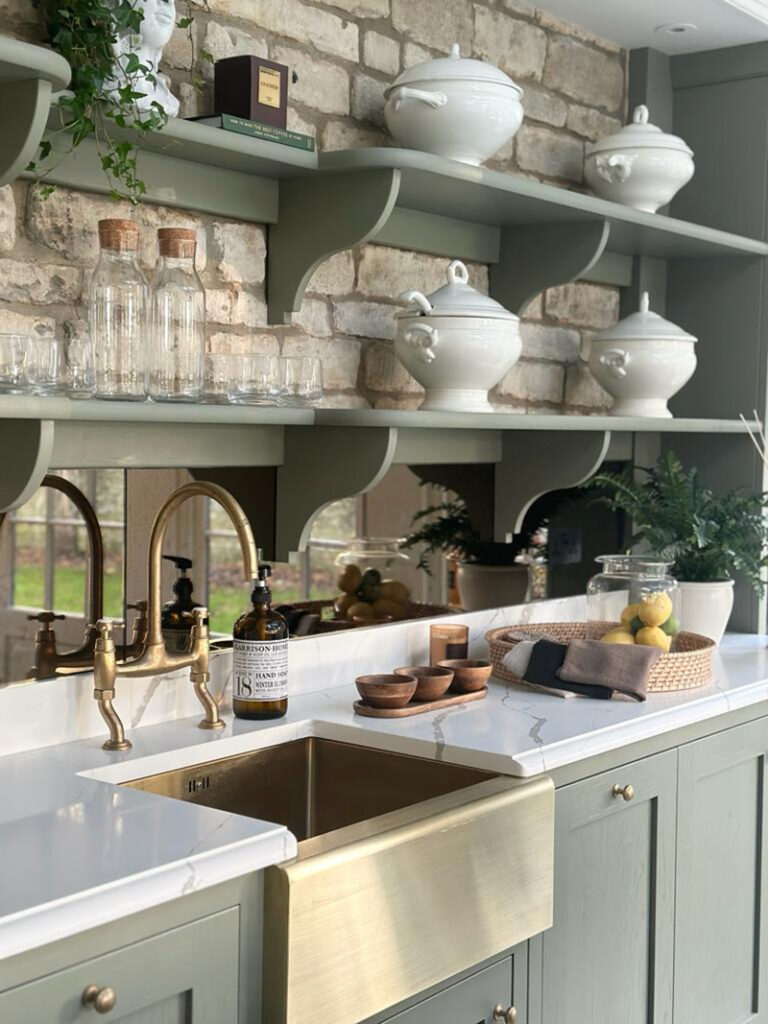 c26f393a-83dd-4b80-a7f5-b5fb3f18a896_800px